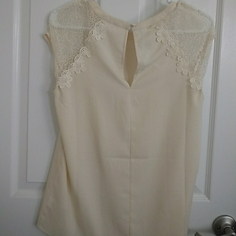 Cream shell blouse - Picture 4 of 4